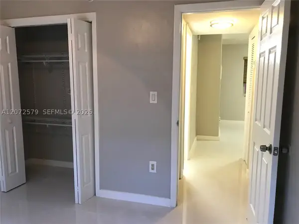 1800 NW 19th St #2, Miami, FL 33125