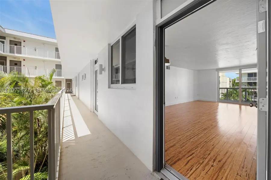 1670 Bay Rd #4B, Miami Beach, FL 33139 - #3