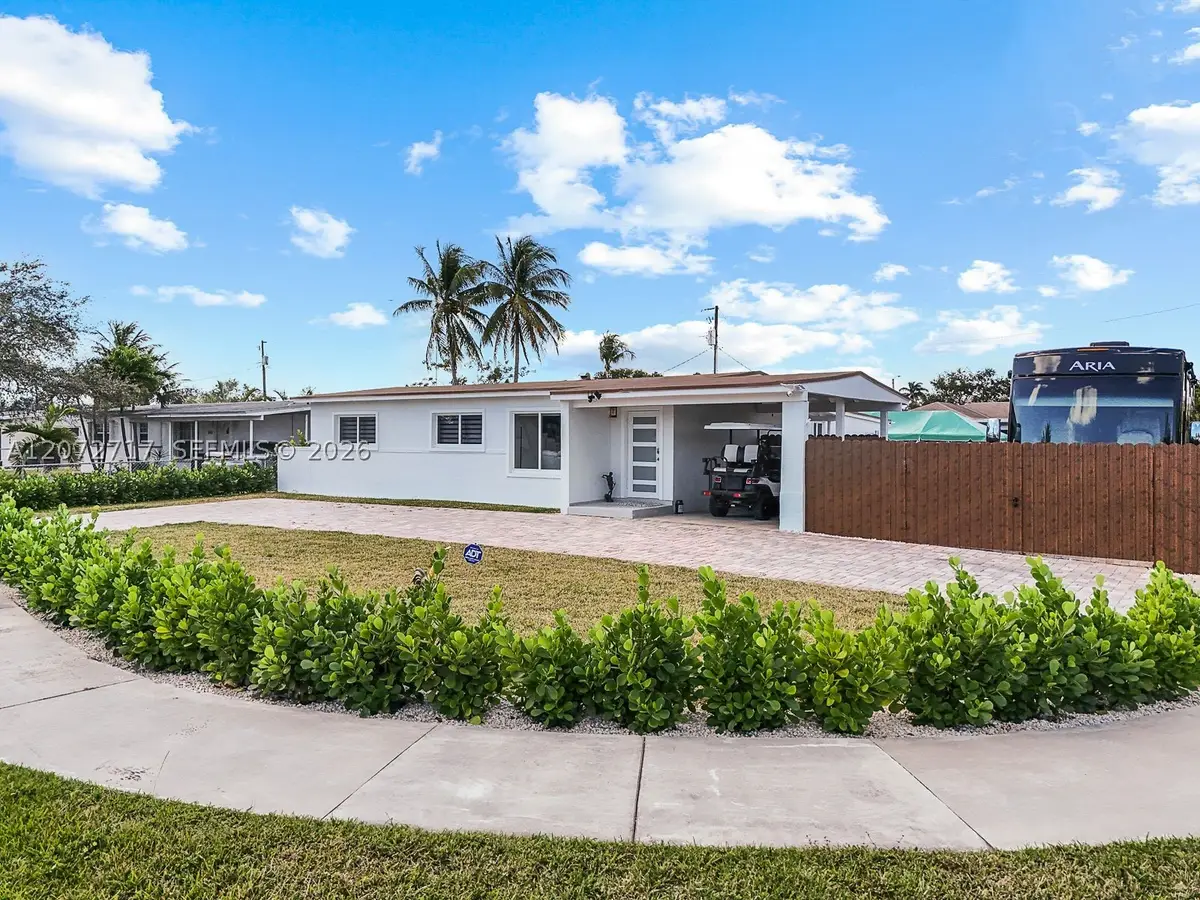 19800 Eagle Nest Rd, Cutler Bay, FL 33157 - #1