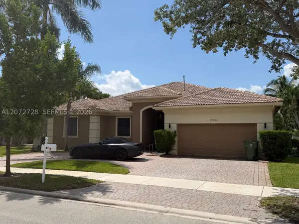 19162 SW 65th St, Pembroke Pines, FL 33332