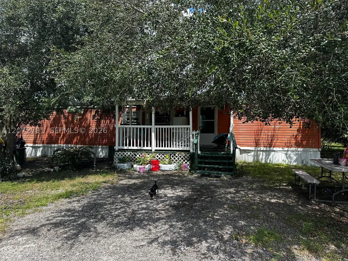 635 N Fronda, Clewiston, FL 33440 - #1