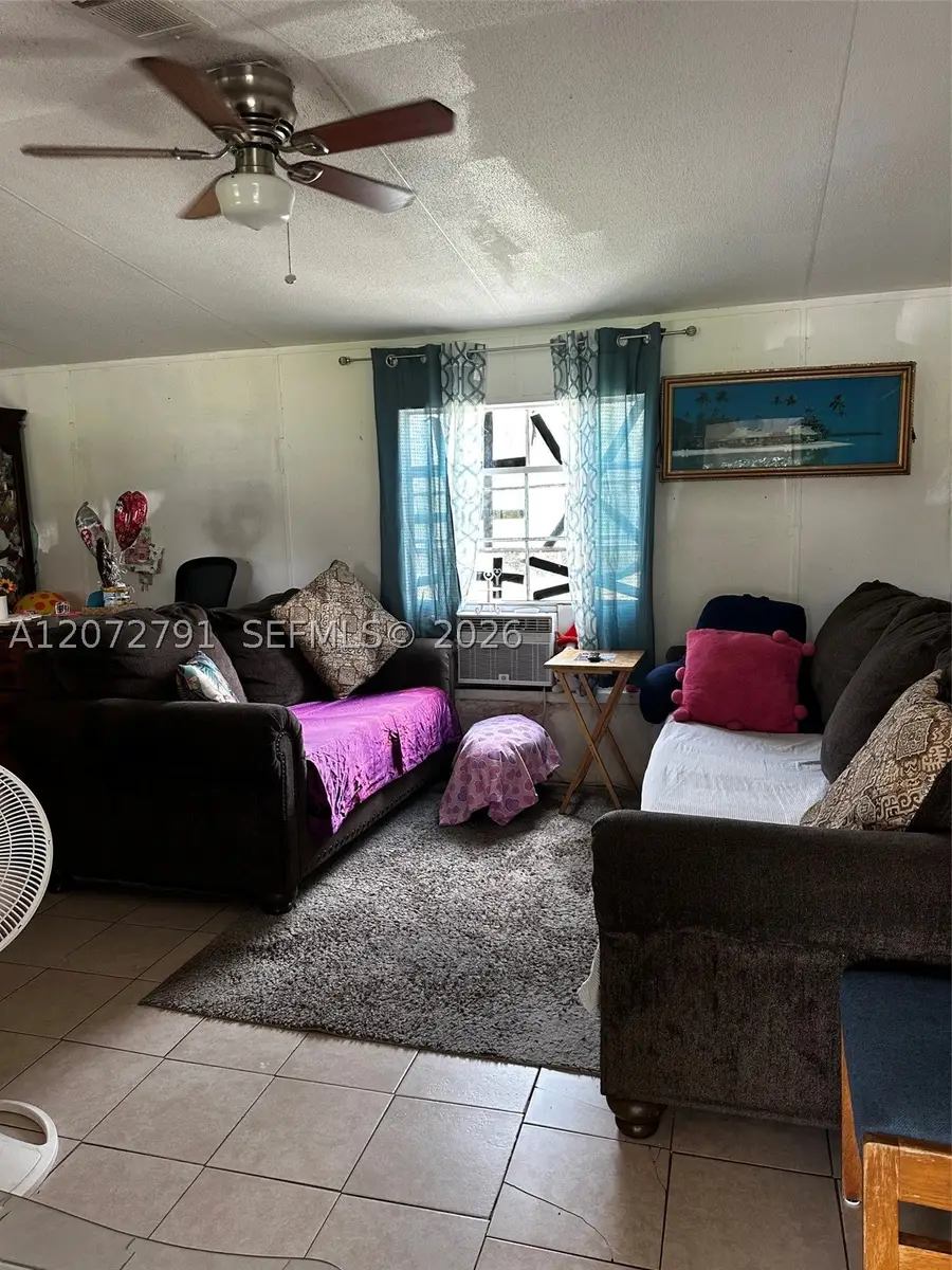 635 N Fronda, Clewiston, FL 33440 - #2