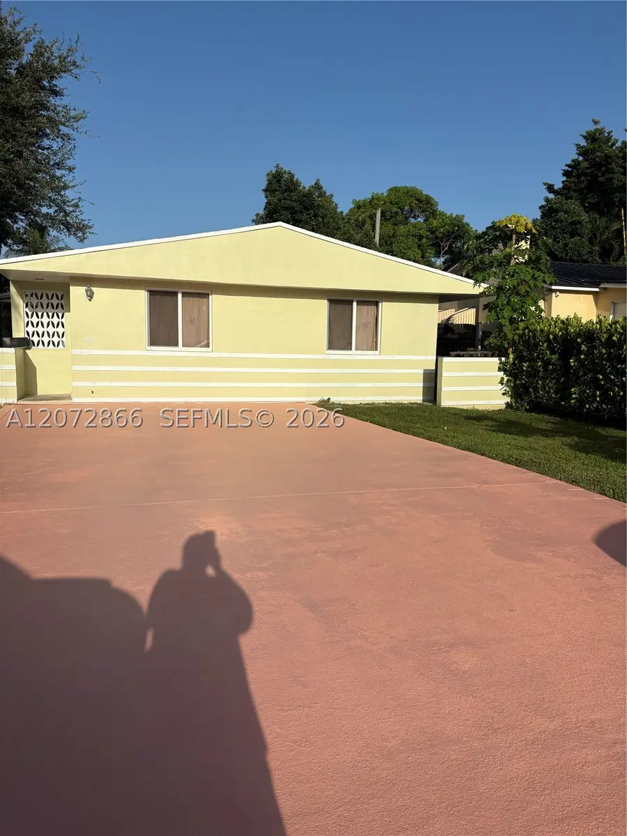 10831 NE 2nd Ct, Miami, FL 33161 - #2