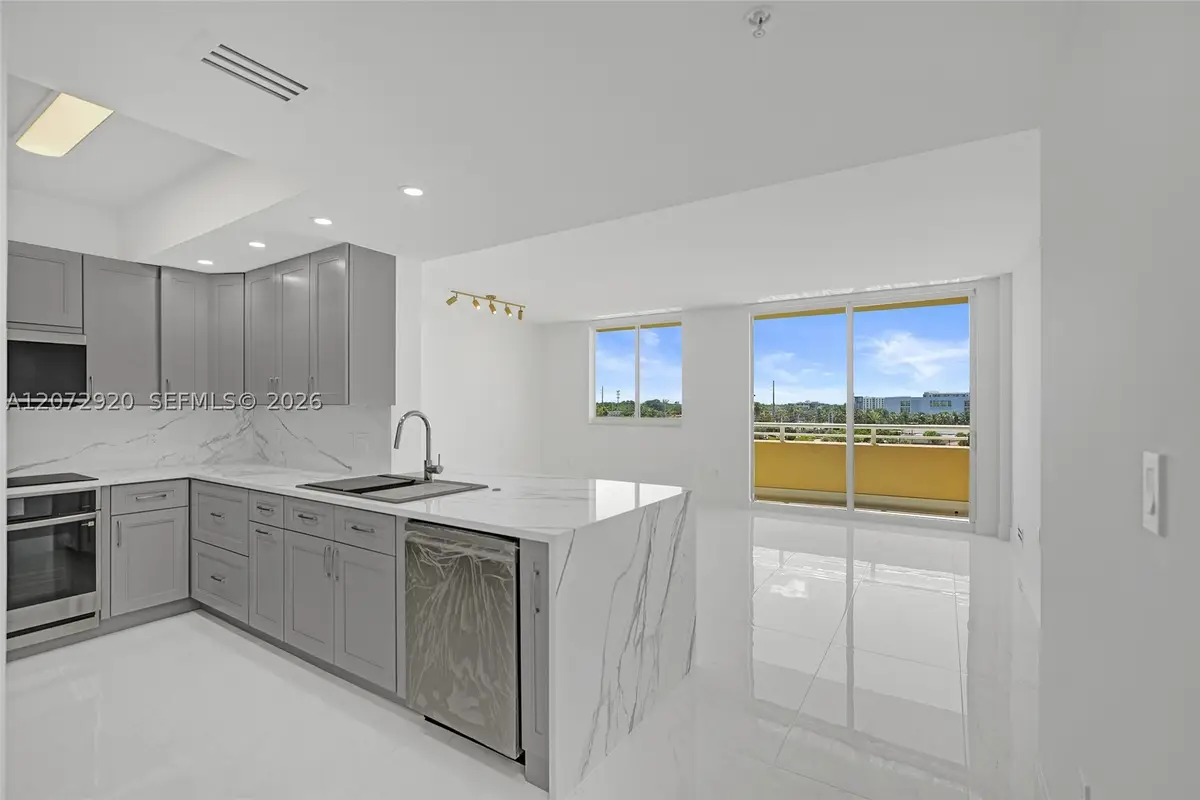 2775 NE 187th St #514, Aventura, FL 33180 - #1