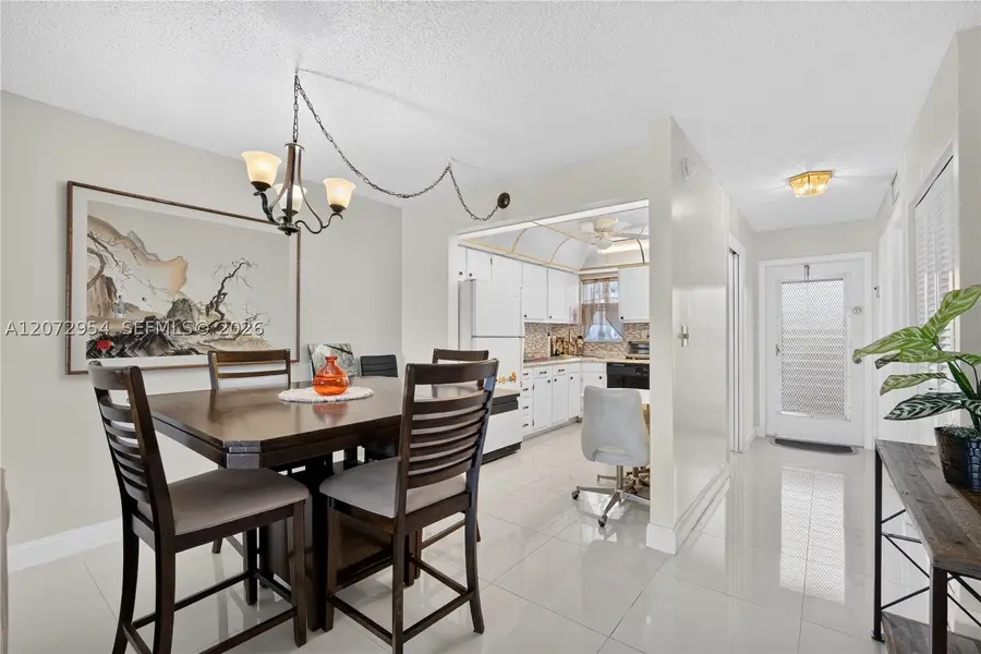 8900 Washington Blvd #409, Pembroke Pines, FL 33025 - #3