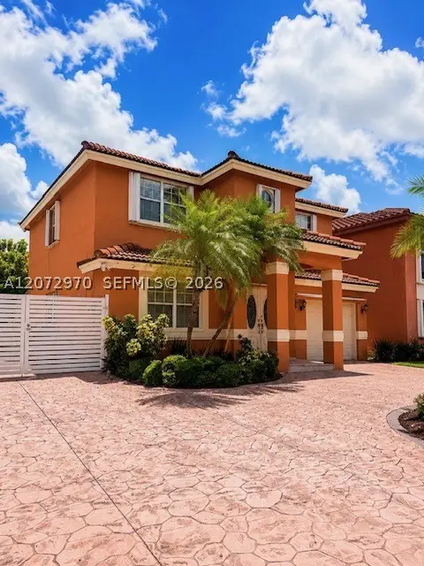 19727  NW 84 Th Pl, Hialeah, FL 33015 - #1