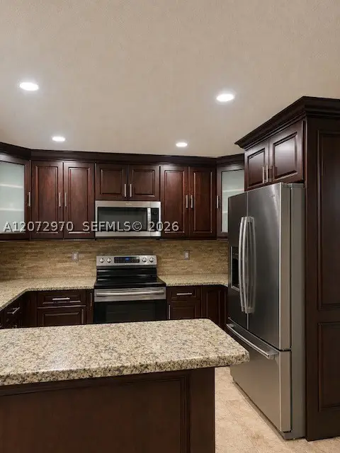 19727  NW 84 Th Pl, Hialeah, FL 33015 - #2