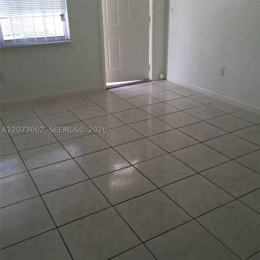 1000 NW 39th St, Miami, FL 33127 - #3