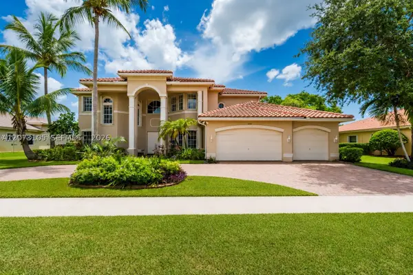 15190 SW 34th St, Davie, FL 33331