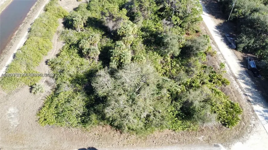 7502 Joan Ave N, Lehigh Acres, FL 33971 - #2
