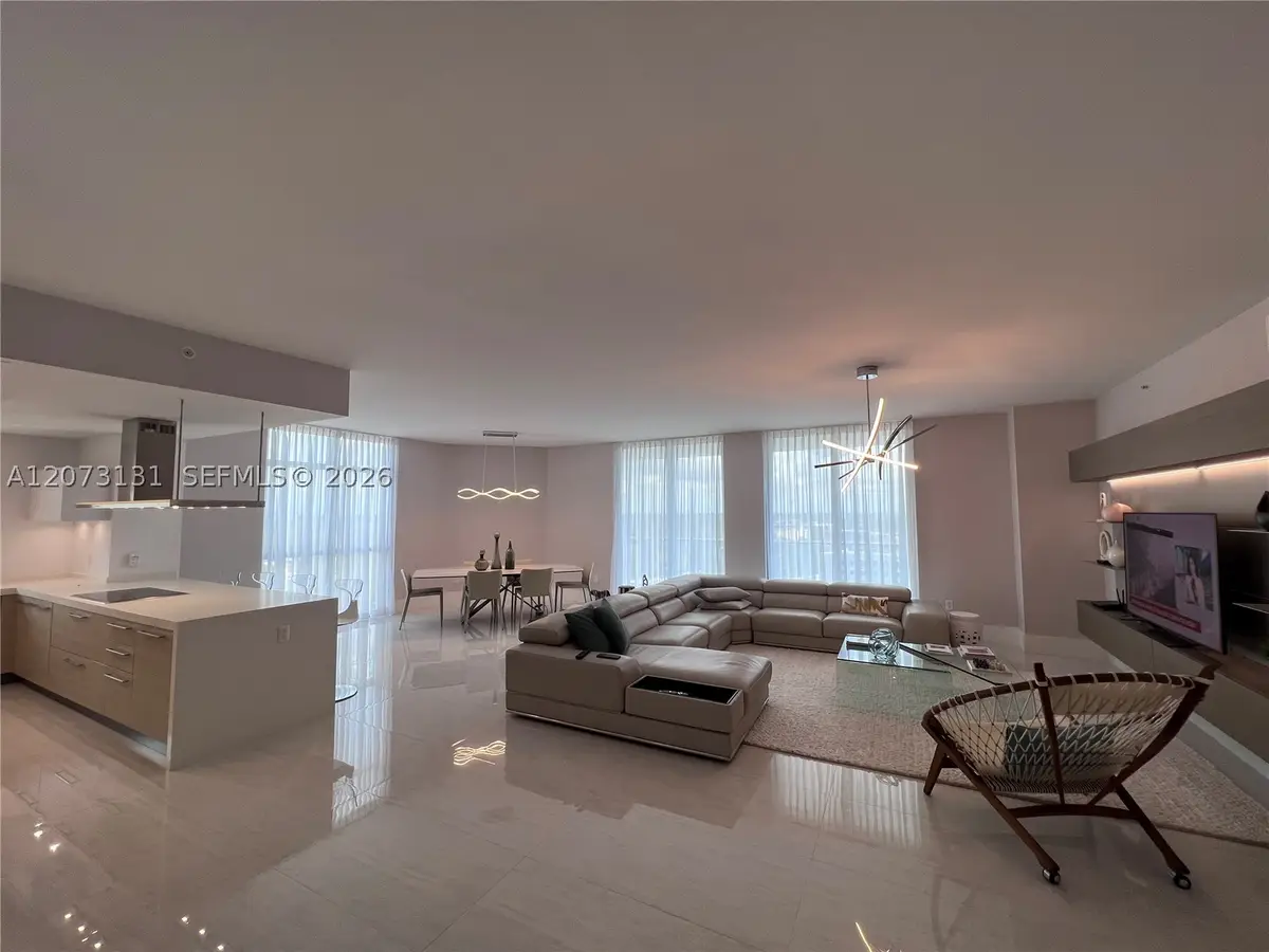 17301 Biscayne Blvd #1402, Aventura, FL 33160 - #1