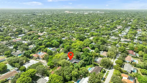 15321 SW 82nd Ave, Palmetto Bay, FL 33157
