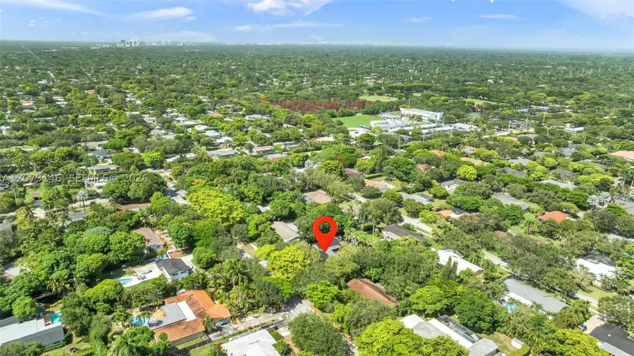 15321 SW 82nd Ave, Palmetto Bay, FL 33157 - #2