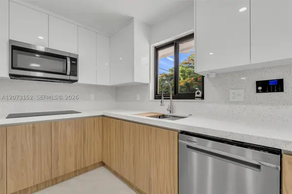 11815 SW 222nd St, Miami, FL 33170