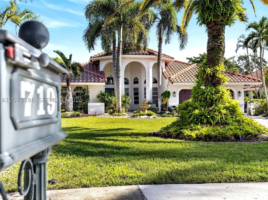 719 Crystal Ct, Weston, FL 33326 - #3