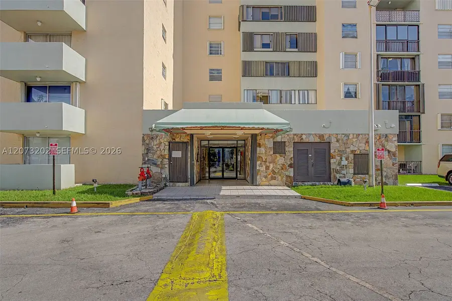 5055 NW 7th St #112, Miami, FL 33126 - #3