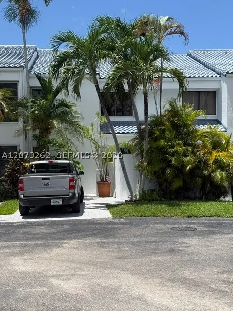 10225 SW 89th St, Miami, FL 33176 - #1