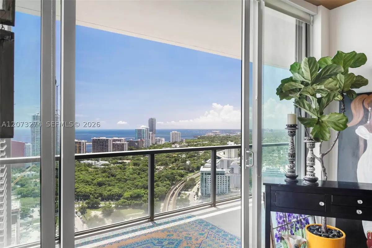 79 SW 12th St #PH3904-S, Miami, FL 33130 - #1