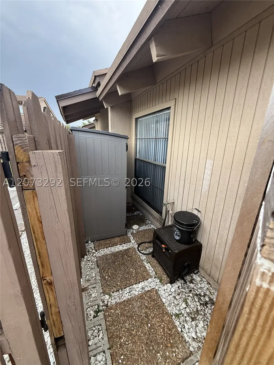 1925 SW 81st Ter, Davie, FL 33324 - #3