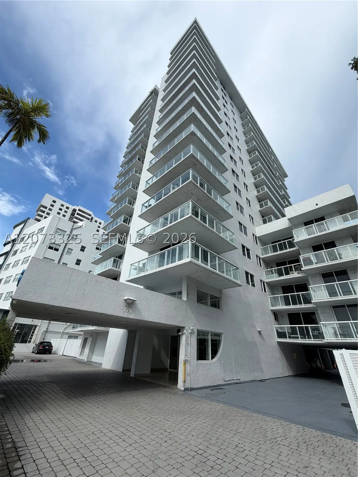 2457 Collins Ave #1405, Miami Beach, FL 33140 - #1