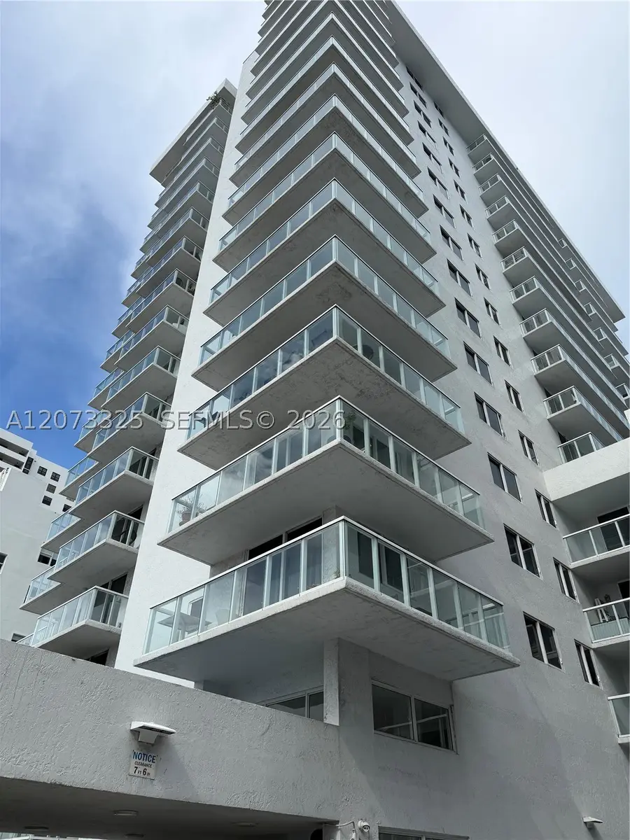 2457 Collins Ave #1405, Miami Beach, FL 33140 - #2