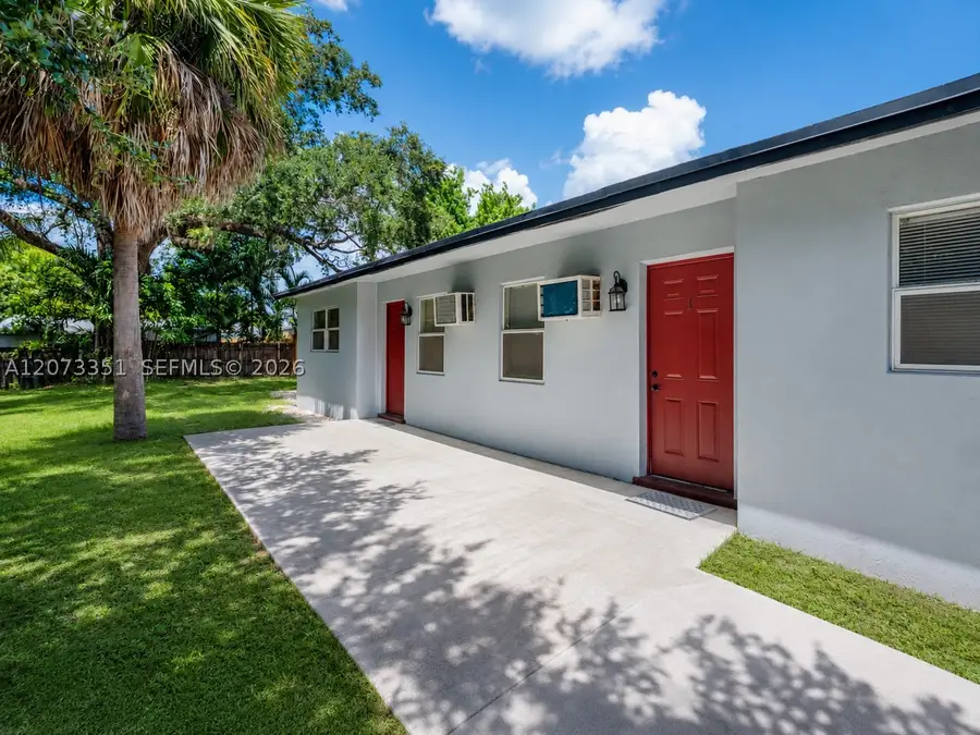 429 NW 14th Ave, Fort Lauderdale, FL 33311 - #2