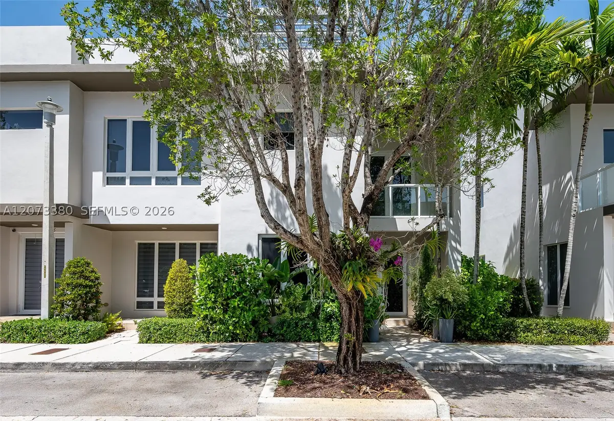 6428 NW 104th Ct, Doral, FL 33178 - #1