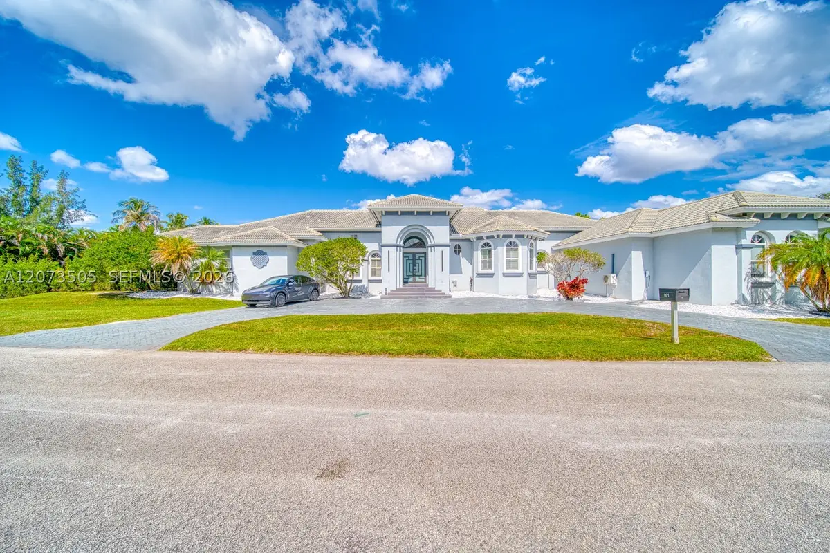 901 NW 122nd Ave, Plantation, FL 33325 - #1
