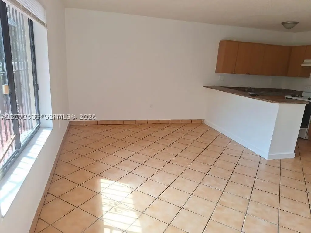 Address Withheld By Seller, North Miami, FL 33161 - #1