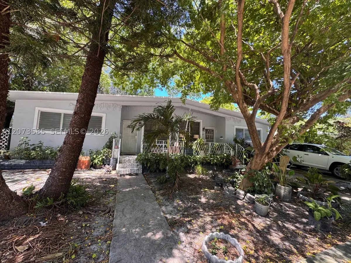 1221 NW 50th St, Miami, FL 33142 - #1