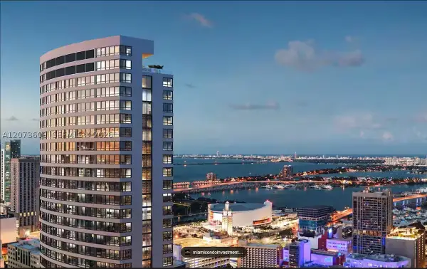 225 N Miami Ave #1407, Miami, FL 33128