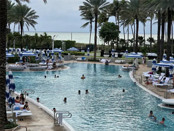 4401 Collins Ave #1401, Miami Beach, FL 33140