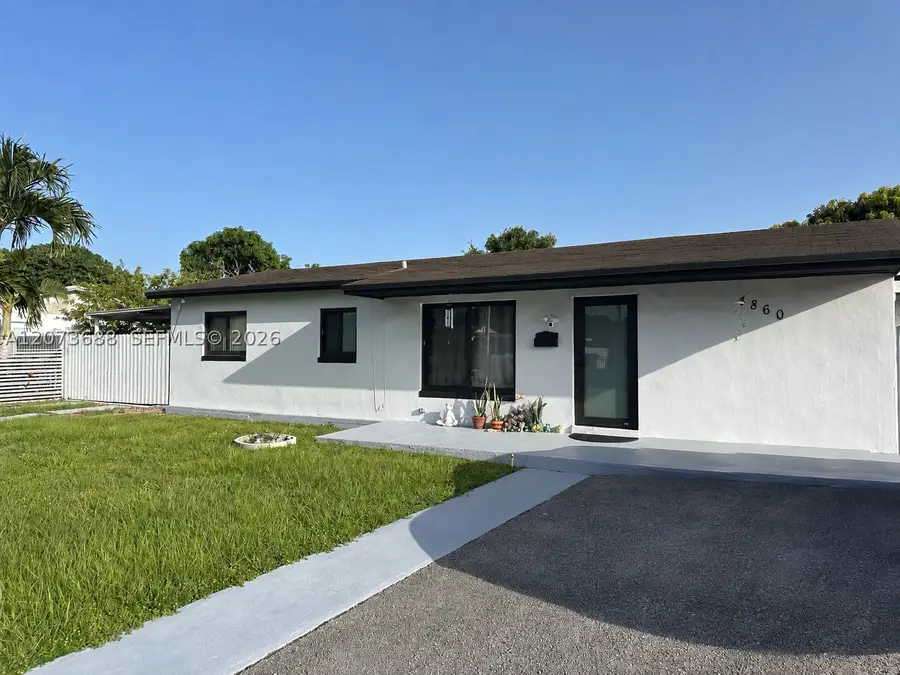 4860 NW 190th St, Miami Gardens, FL 33055 - #2