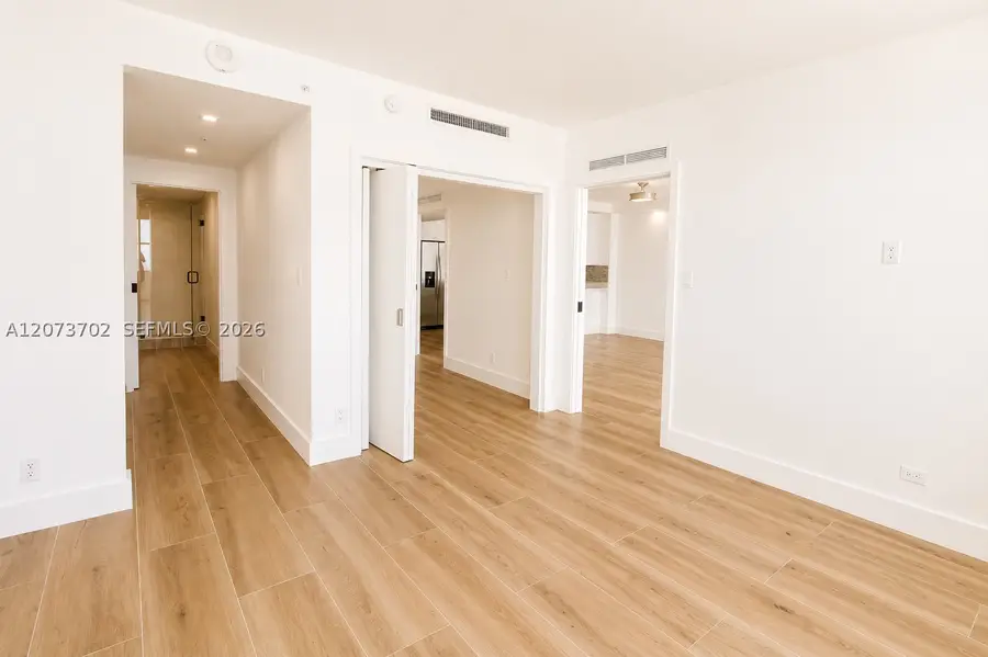 5601 Collins Ave #1009, Miami Beach, FL 33140 - #3