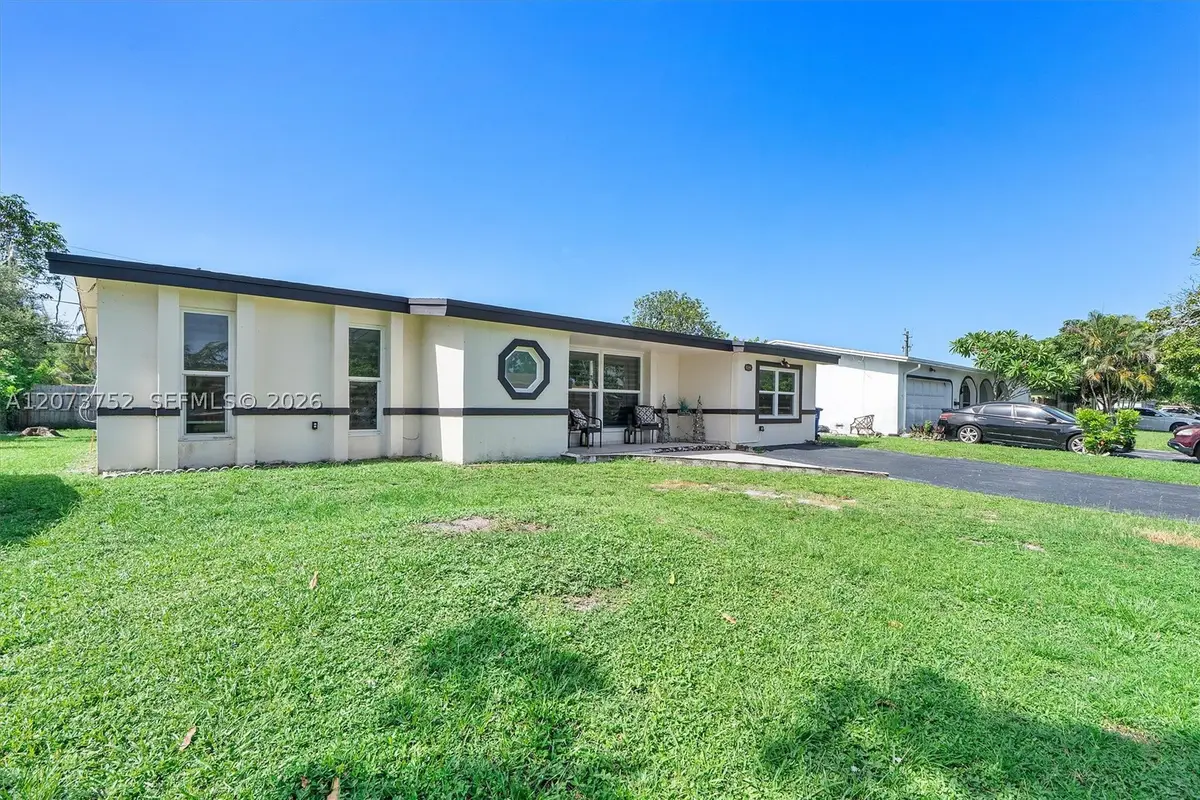 8544 Sheraton Dr, Miramar, FL 33025 - #1