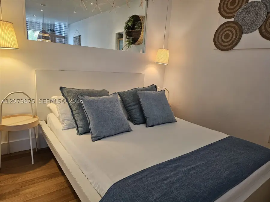 751 Collins Ave #1, Miami Beach, FL 33139 - #3