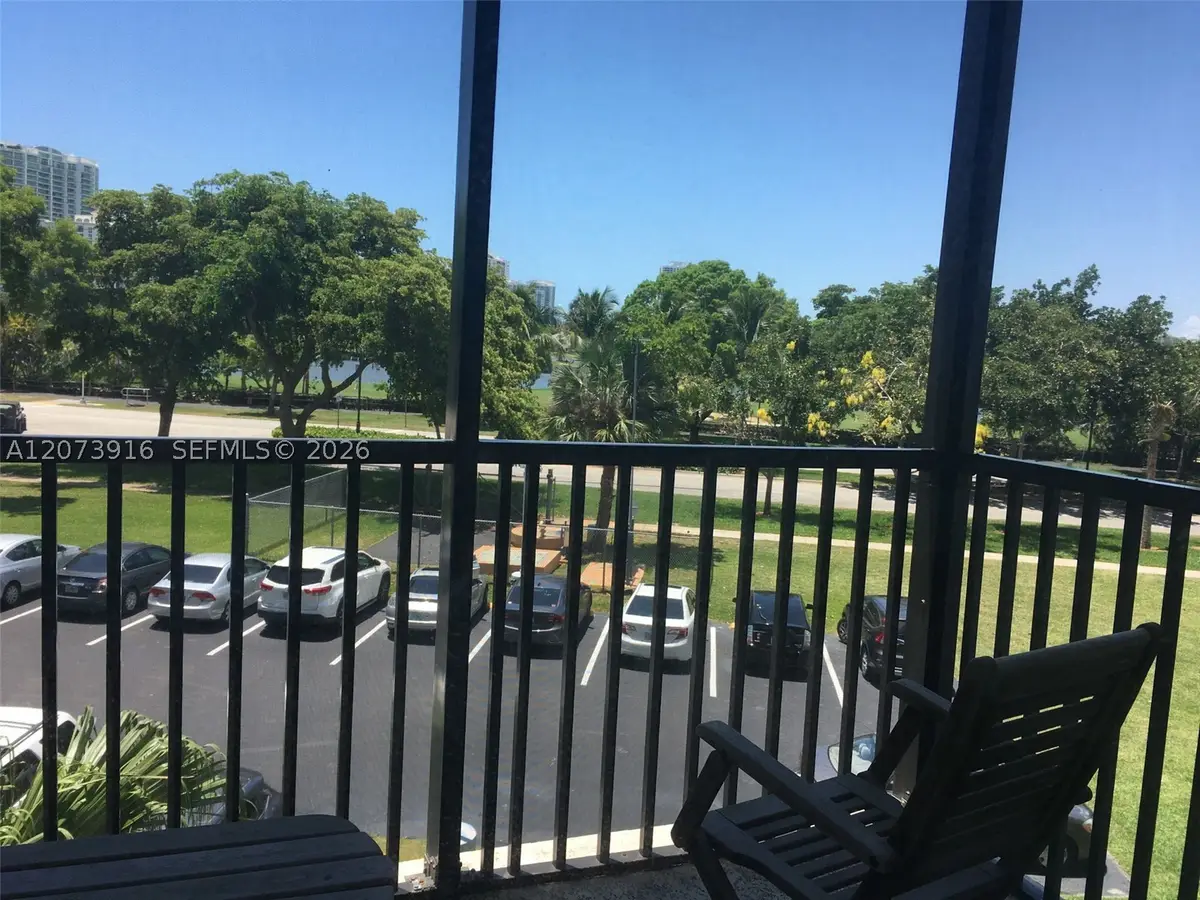 3475 N Country Club Dr #309, Aventura, FL 33180 - #1