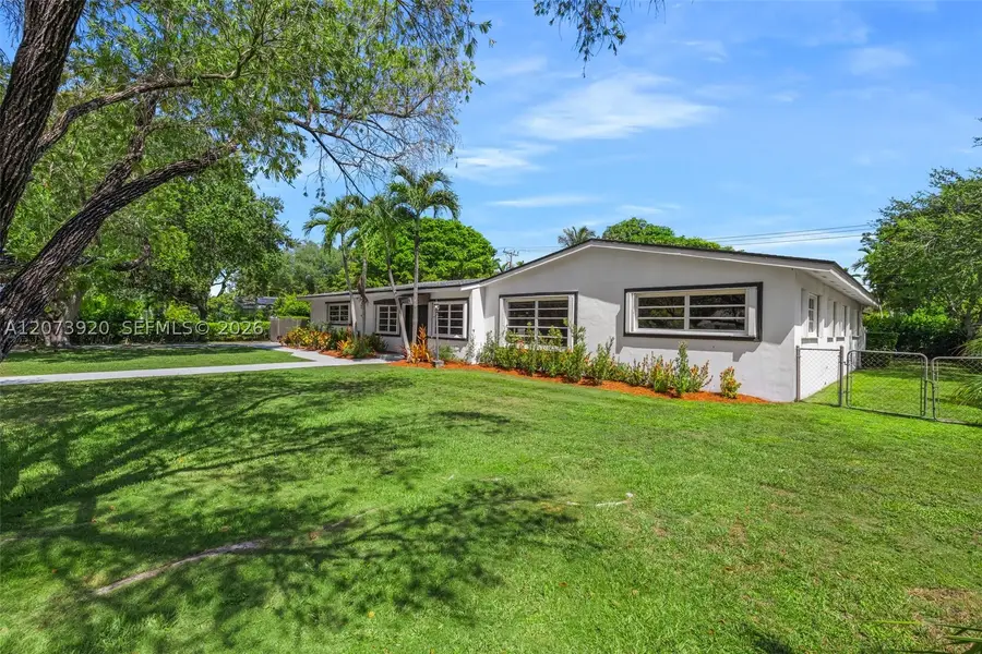 8261 SW 142nd St, Palmetto Bay, FL 33158 - #3