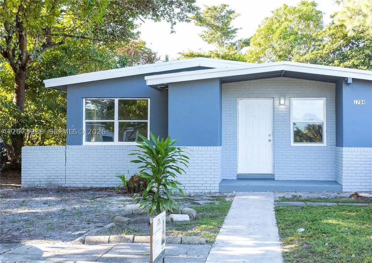 1704 NW 18th St, Fort Lauderdale, FL 33311 - #1