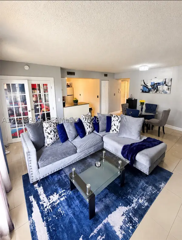 4240 NW 21st St #130, Lauderhill, FL 33313
