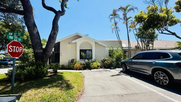 2320 NW 12th St, Delray Beach, FL 33445
