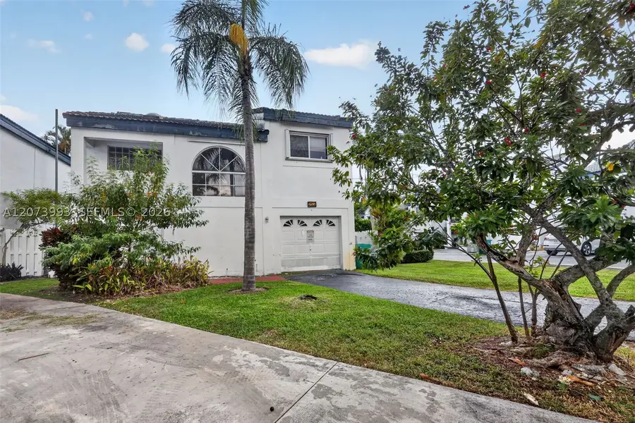 253 NE 211th Ter, Miami, FL 33179 - #2