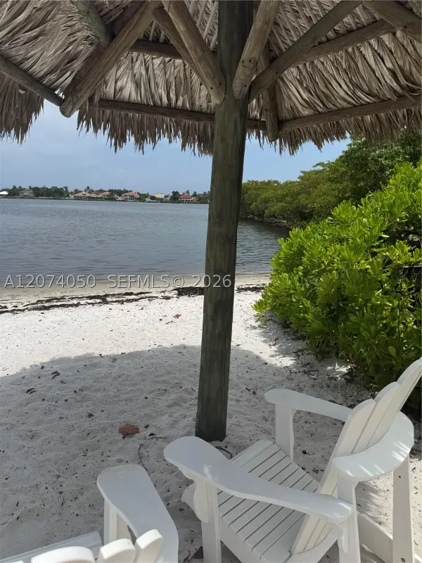 800 Scotia Dr #103, Hypoluxo, FL 33462