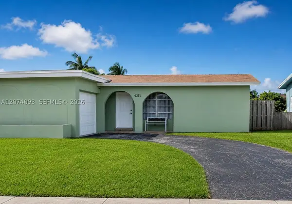 9331 NW 24th Pl, Sunrise, FL 33322