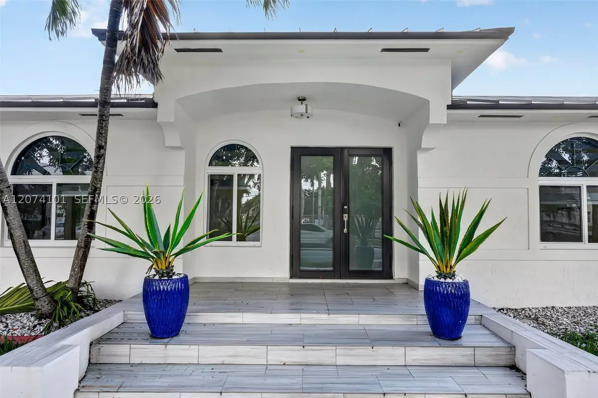 3197 W 79th Pl, Hialeah, FL 33018 - #1