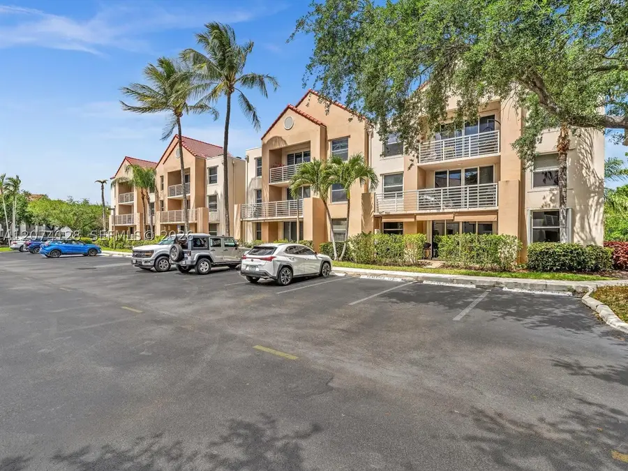 2721 Ocean Club Blvd #201, Hollywood, FL 33019 - #3