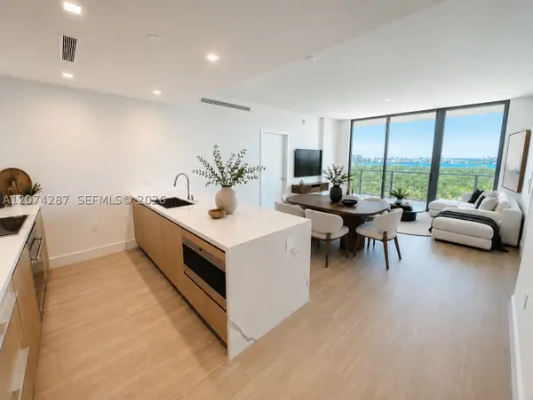 2411 Laguna Circle #1503, North Miami, FL 33181