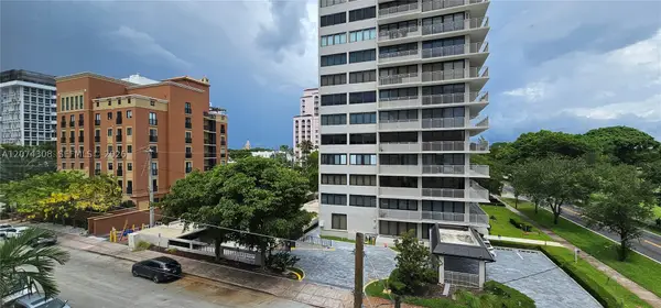 650 Coral Way #404, Coral Gables, FL 33134