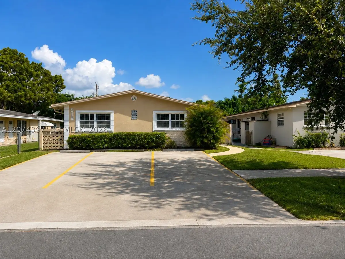 512 SW 10th St, Hallandale Beach, FL 33009 - #1