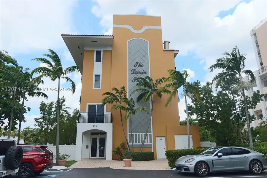 555 E Dania Beach Blvd #9, Dania, FL 33004 - #3